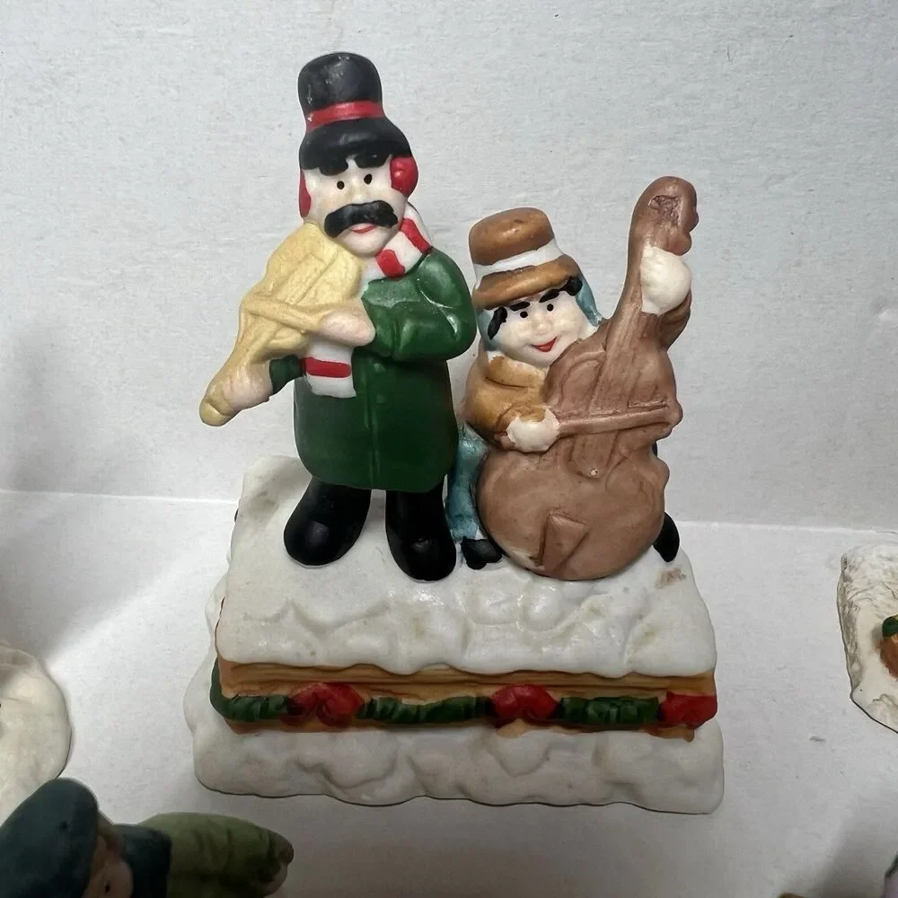 Vtg 1993 Mercuries Christmas Village Figurines Set 7 Porcelain Holiday People